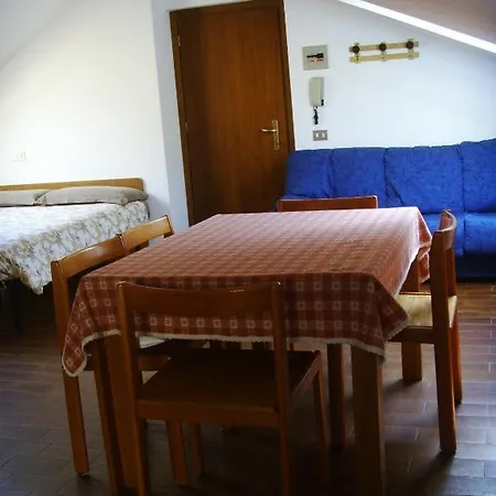 Ables Aparthotel 3*