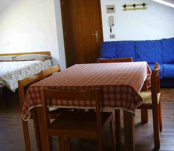 Ables Aparthotel 3*